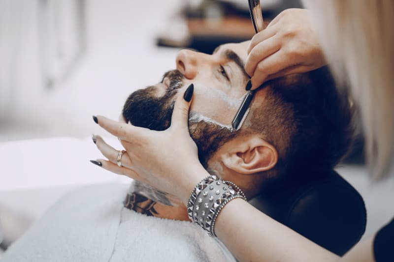 Get To Know More About Straight Razor Shaving. 